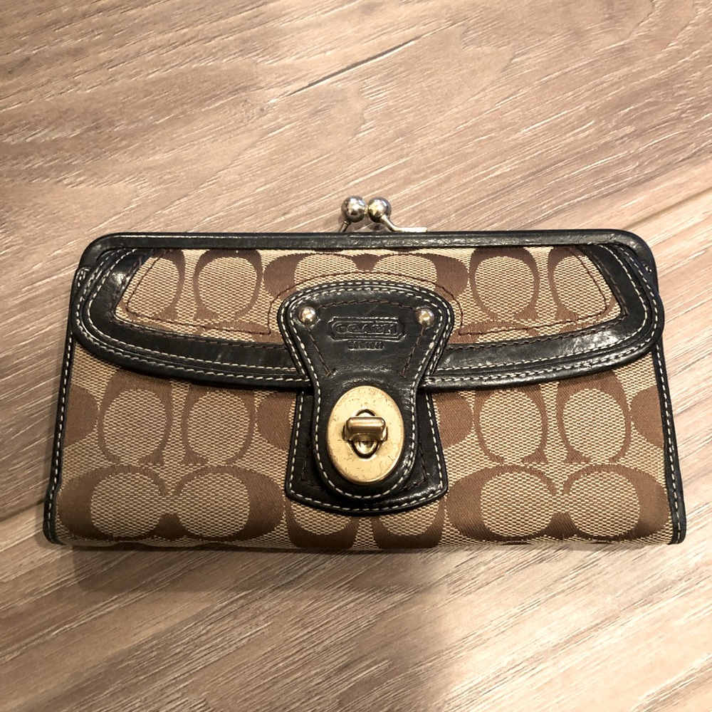 Coach wallet